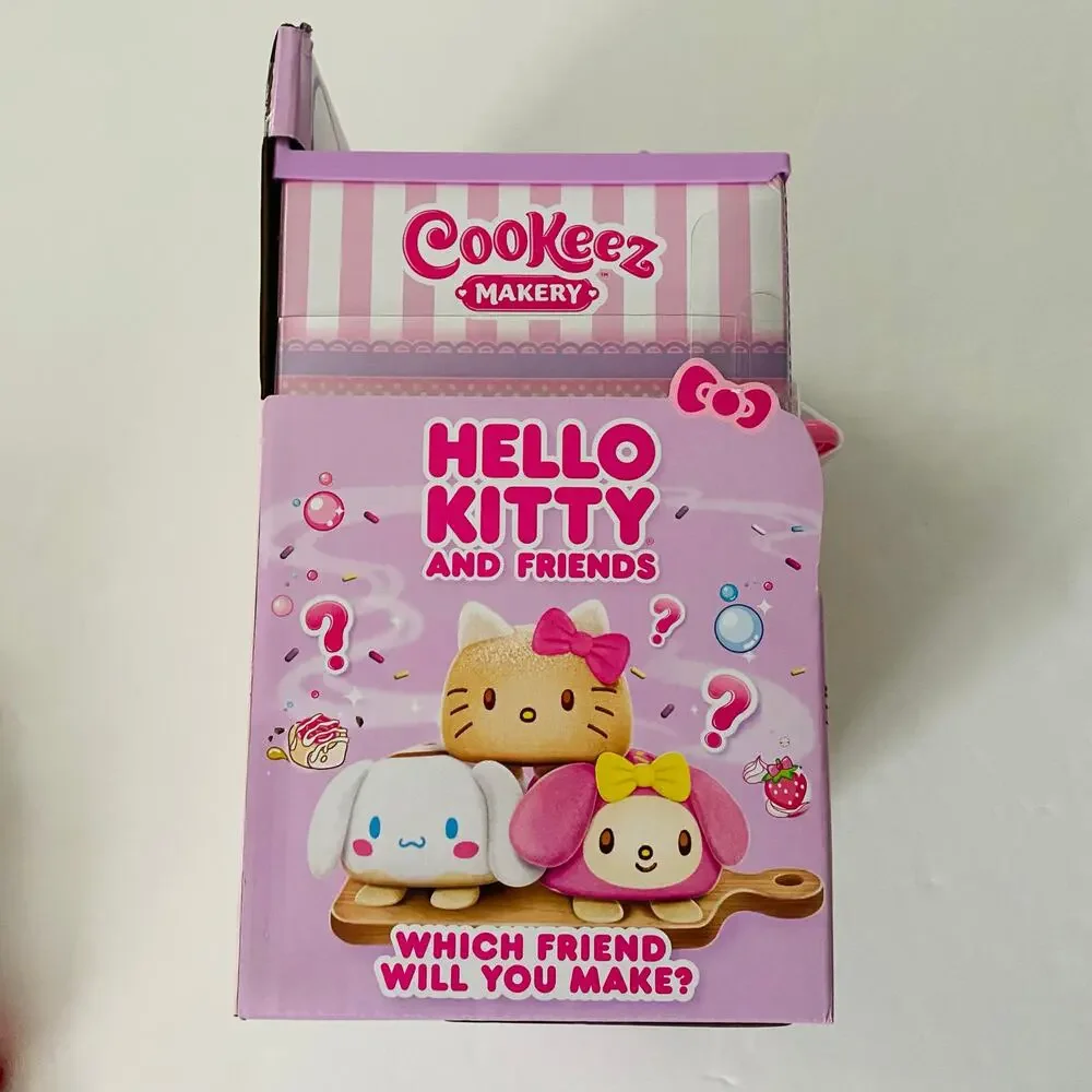 Cookeez Makery | Hello Kitty & Friends Oven Surprise Toy NWT
